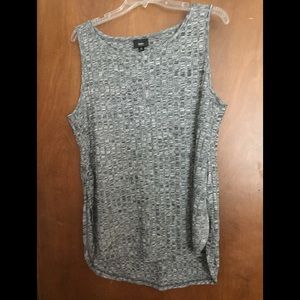 Sleeveless Women’s Top